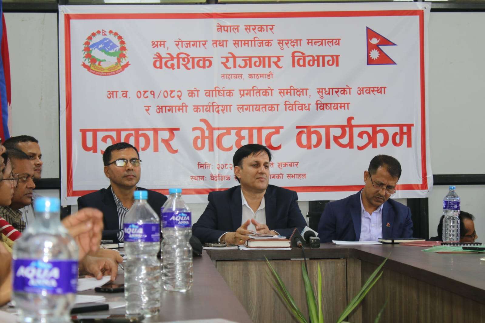 आवेदन दिएकै दिन श्रम स्वीकृति दिने व्यवस्था लागू, गुनासो तत्कालै सुन्ने