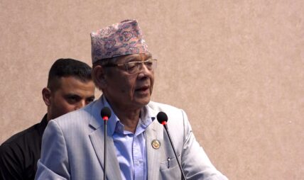 युद्ध र रगत बगाएर मात्र समाजवाद प्राप्त हुँदैन : वामदेव गौतम