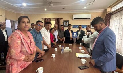 एमआरपी सम्बन्धी निर्देशनविरुद्ध व्यवसायी, मन्त्रीलाई बुझाए ज्ञापन