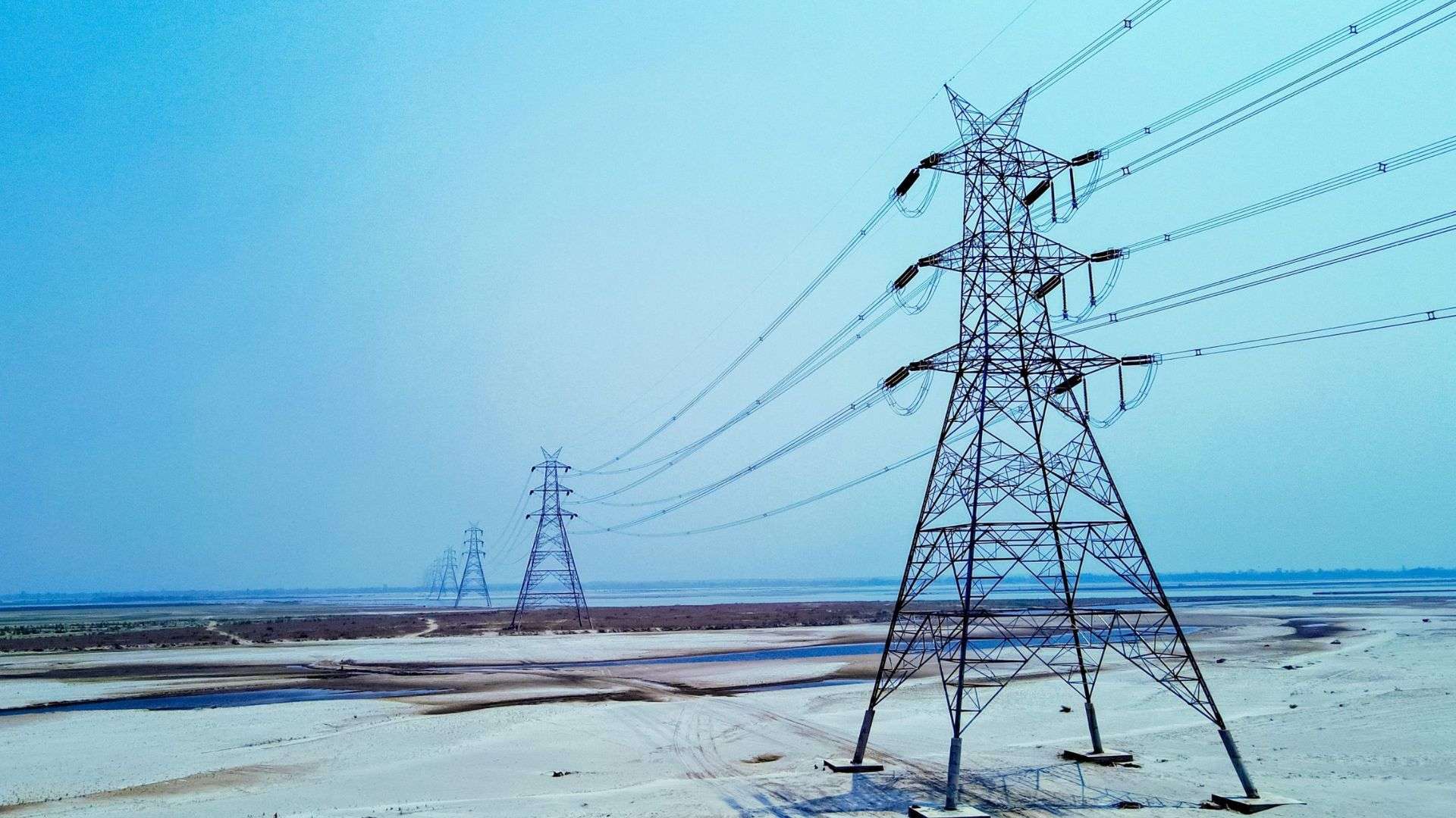 विद्युत प्राधिकरणले निजी क्षेत्रसँगको साझेदारीमा ४ ठुला प्रसारण लाईन निर्माण गर्ने विद्युत प्राधिकरणले निजी क्षेत्रसँगको साझेदारीमा ४ ठुला प्रसारण लाईन निर्माण गर्ने