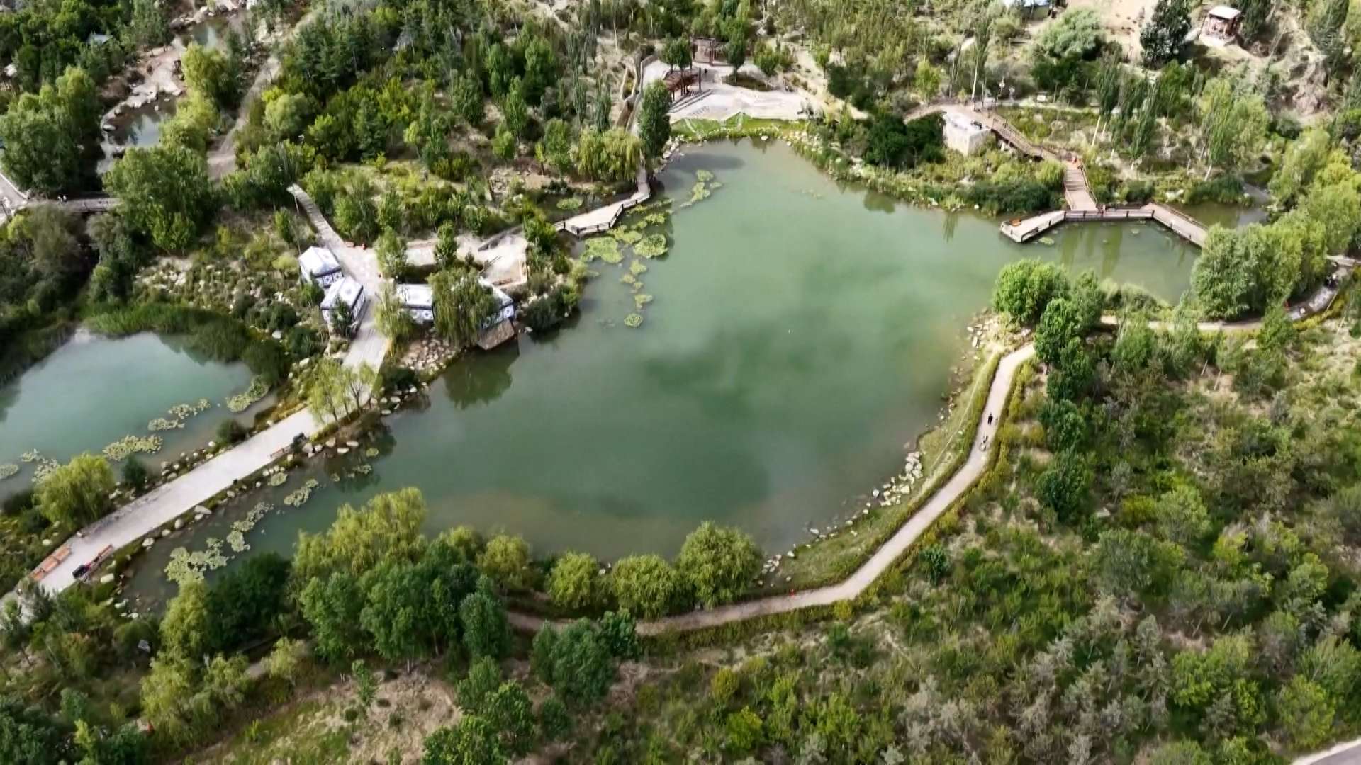 प्राचिन शहर ल्हासा हराभरा र रमणीय बन्दै