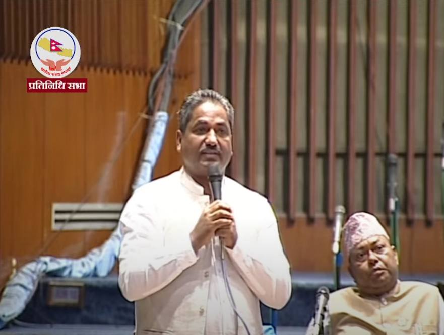 ‘जनता हाहाकारमा राखेर मन्त्रीहरु आफ्ना लागि मिनिरल वाटर मगाउँन व्यस्त छन्’