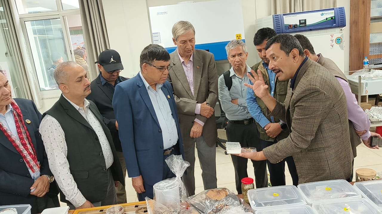 अनुसन्धानको परिणामलाई उत्पादकत्व वृद्धीसँग जोडौं : मन्त्री दाहाल अनुसन्धानको परिणामलाई उत्पादकत्व वृद्धीसँग जोडौं : मन्त्री दाहाल