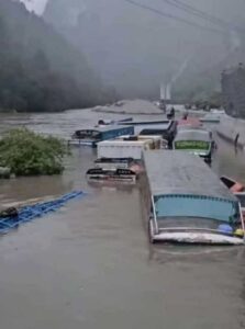 भोटेकोशी नदीमा आएको बाढीमा असई श्रेष्ठसहित तीन जना प्रहरी बेपत्ता