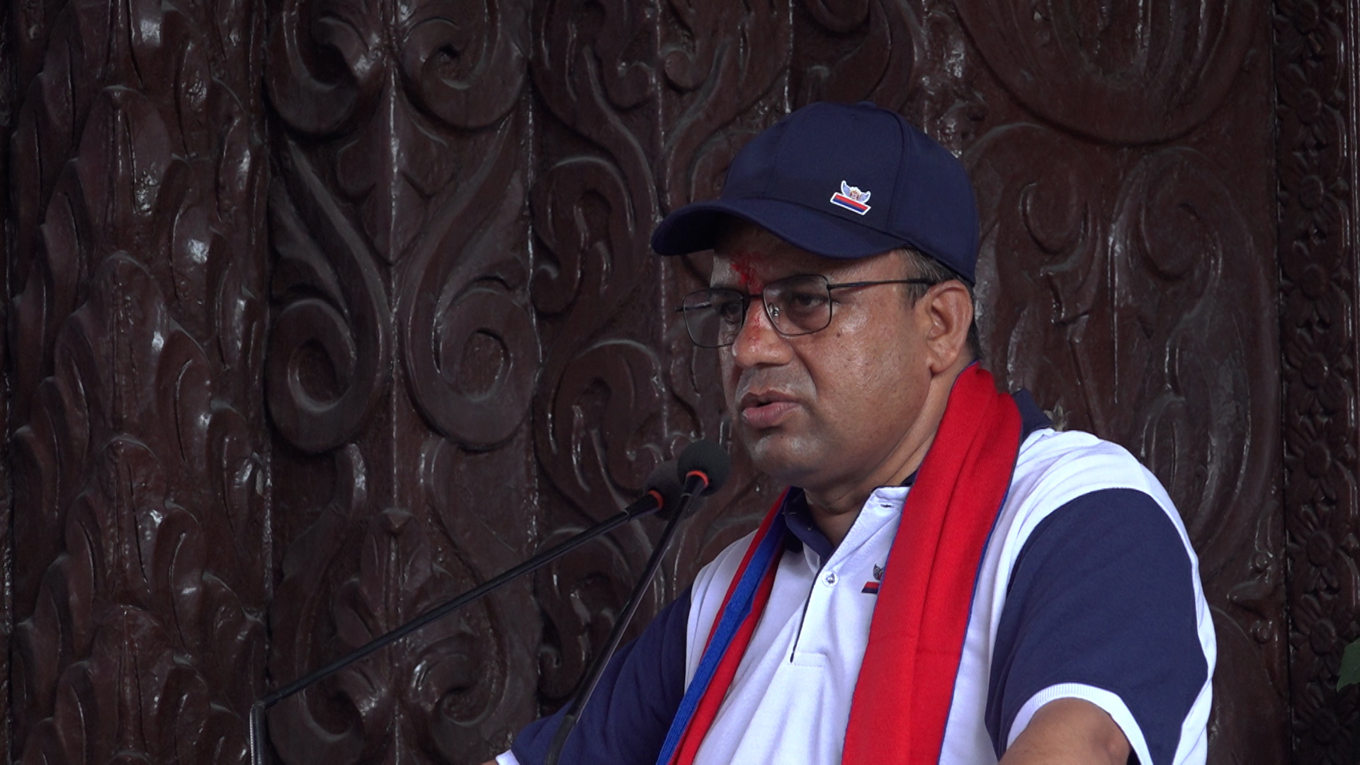 उड्डयन क्षेत्र व्यवस्थित नहुँदा पर्यटन क्षेत्र र अर्थतन्त्रमा असर परेको छ : मन्त्री पाण्डे