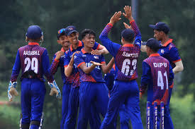 भुटानविरुद्ध टस जितेर ब्याटिङ गर्दै नेपाल