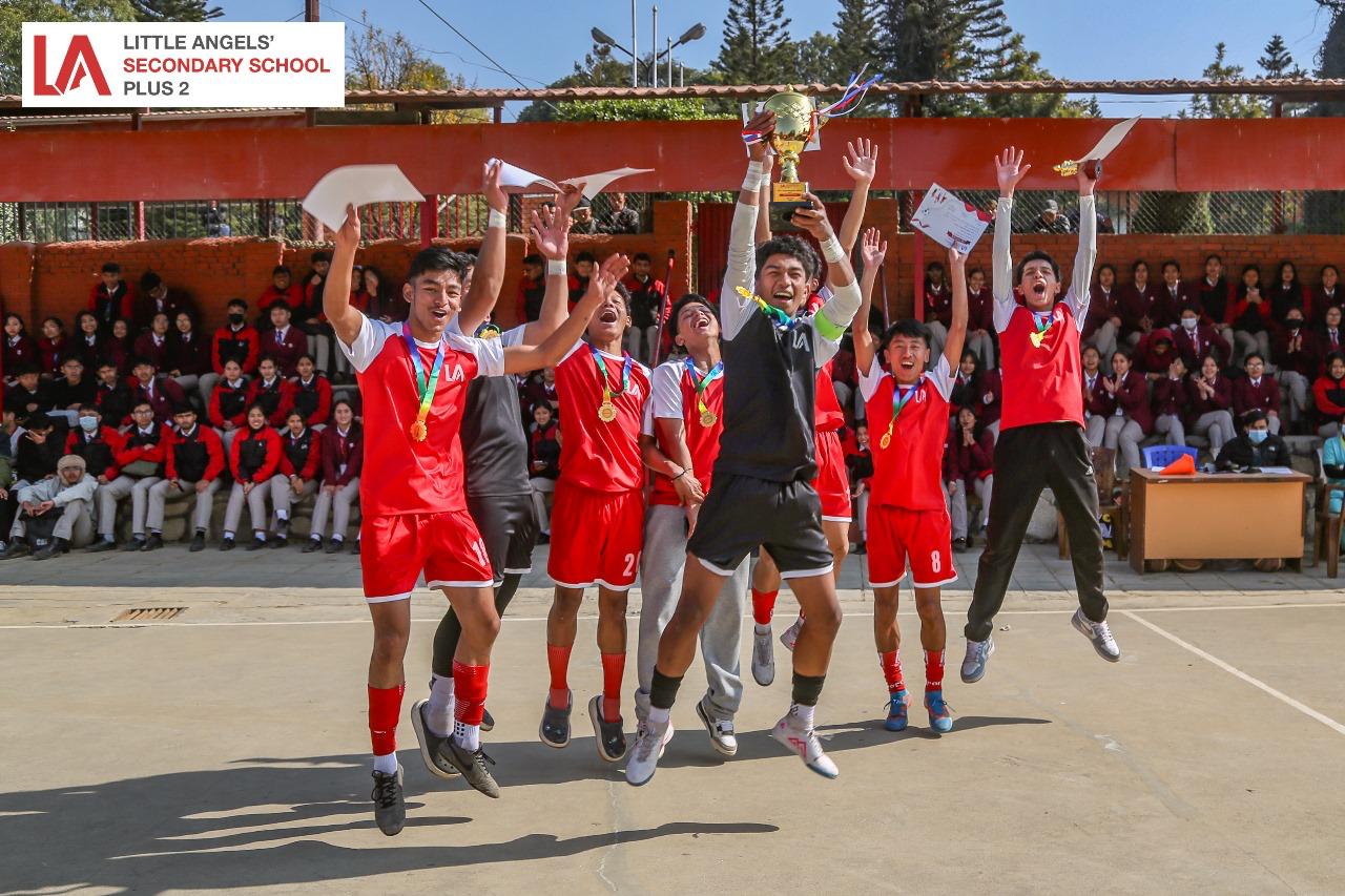 चार दशकदेखि शैक्षिक क्षेत्रमा अग्रणीः लिटिल एन्जल्स स्कूलको वातावरणमैत्री र प्रविधिसम्बृद्ध यात्रा