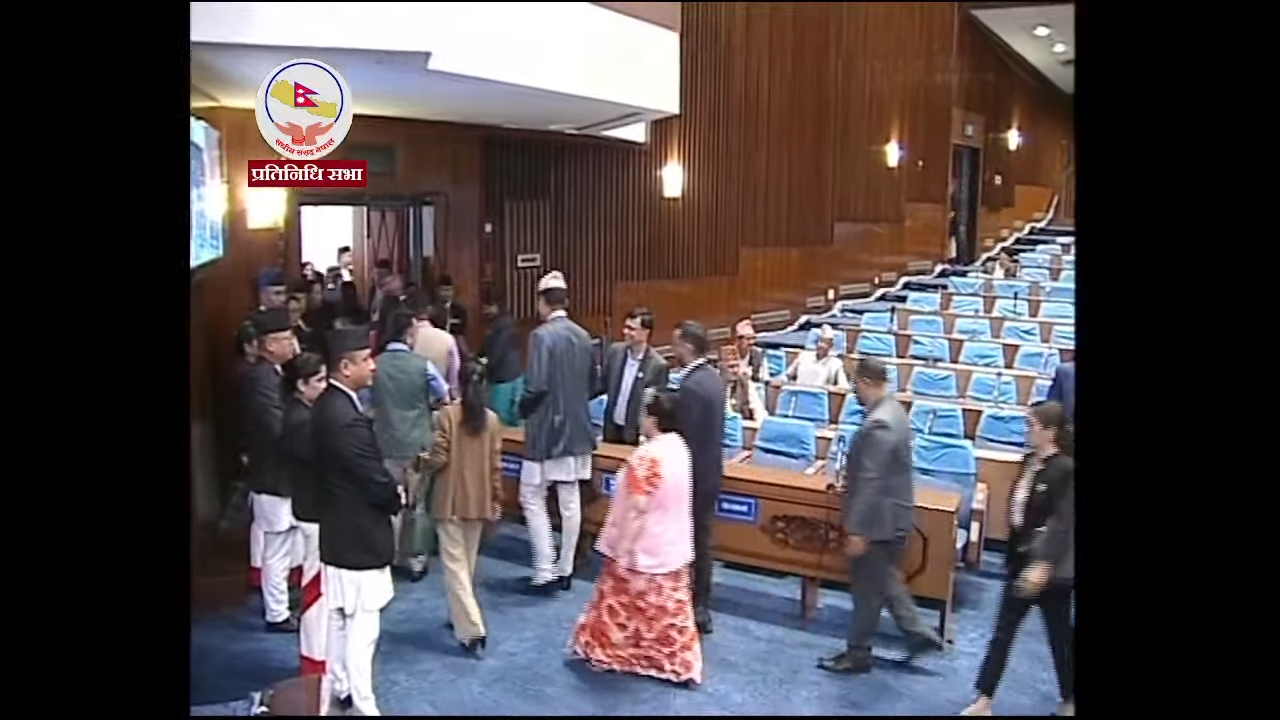 आज पनि राप्रपा र रास्वपाले गर्यो संसद् बैठक बहिष्कार