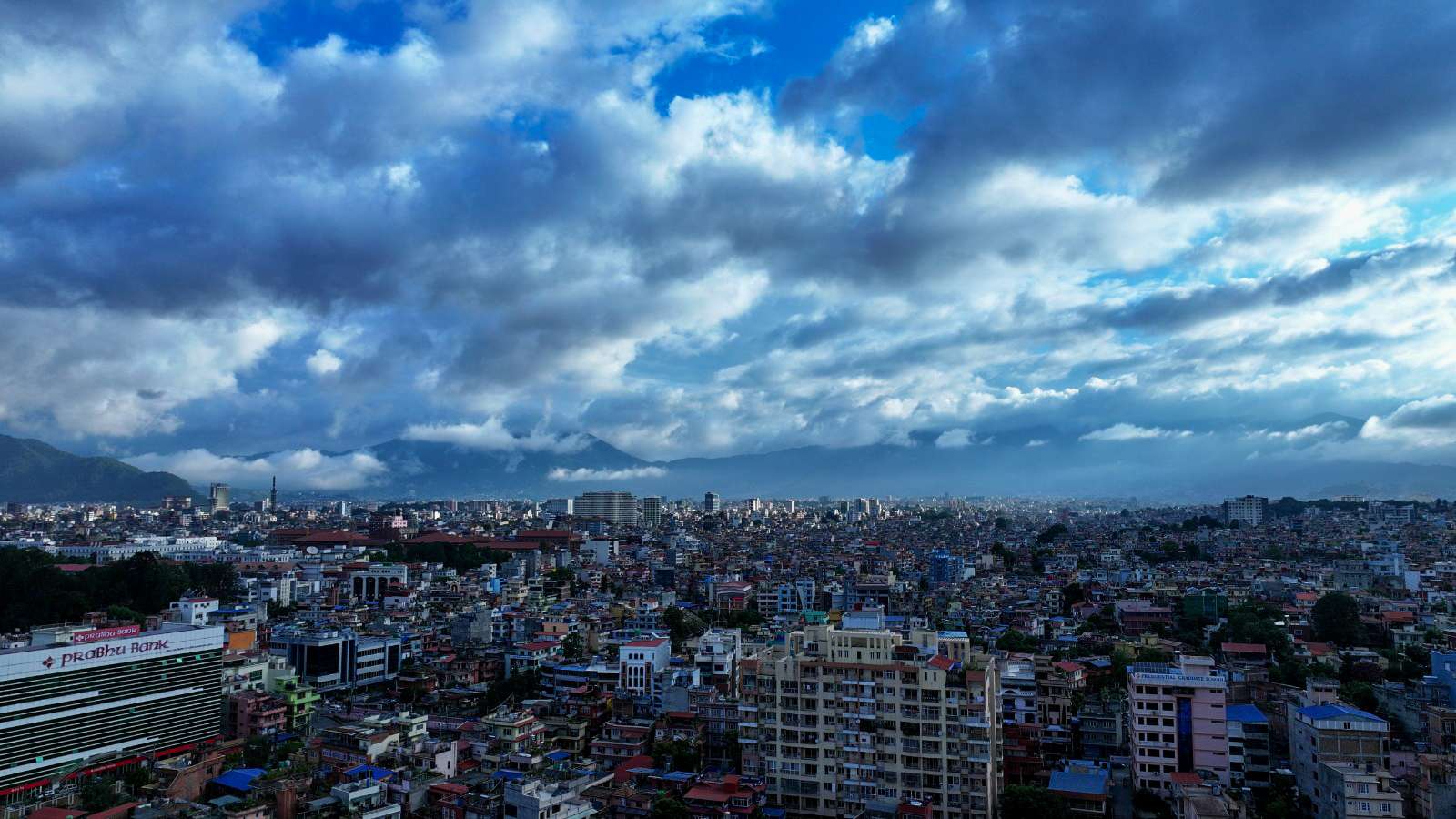 काठमाडौंको वर्तमान मौसमी अवस्था (फोटो फिचर)