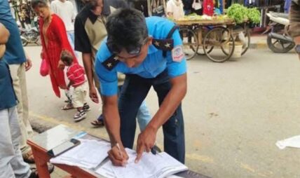 रविको पक्षमा हस्ताक्षर गरेको आरोपमा ट्राफिक सईको जिम्मेवारी खोसियो