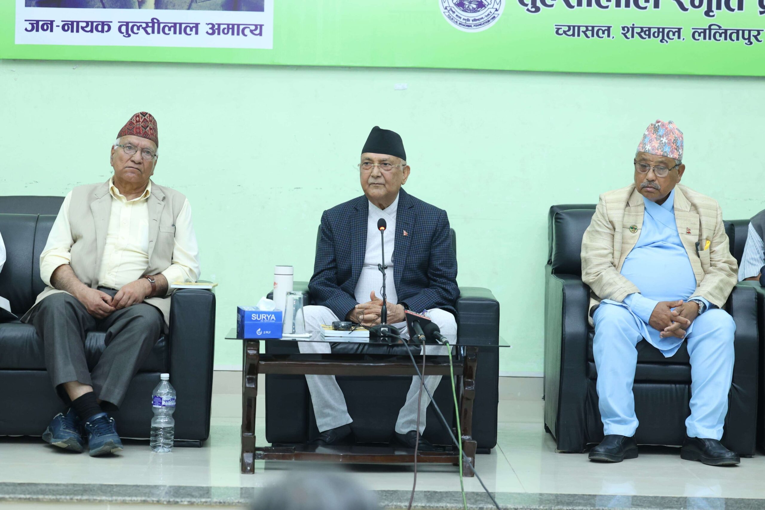 सहिदहरुका सङ्कल्पलाई पूरा गर्न युवा पुस्ता दृढताका लाग्नुपर्छ : ओली