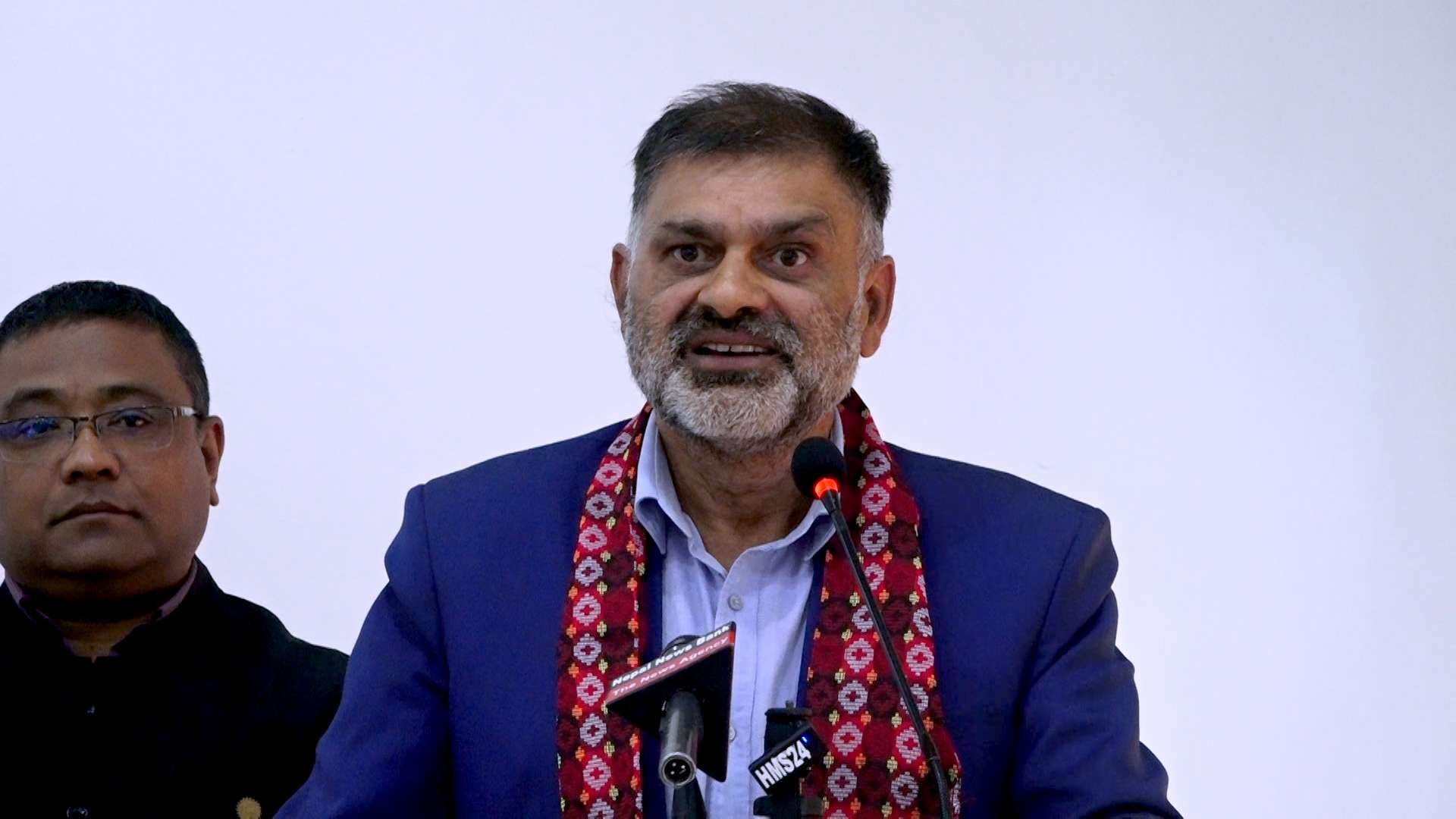 व्यवसायीहरुलाई एमआरपी भएका सामान मात्र विक्री गर्न सुझाव