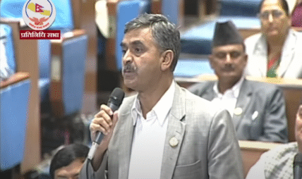 पूर्णरुपले अवरुद्ध राजमार्गहरु सुचारु गर्न सांसद गैरेको माग