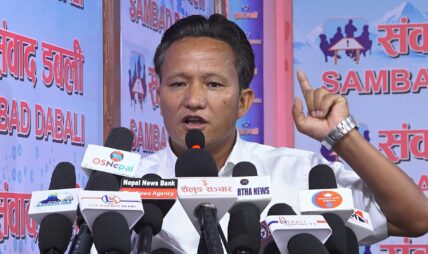 माओवादी केन्द्रको निर्णय स्वागतयोग्य, नेकपा पनि एकता चाहन्छ : कर्णजीत बुढाथोकी