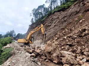 रिडी–तम्घास सडक अवरुद्ध