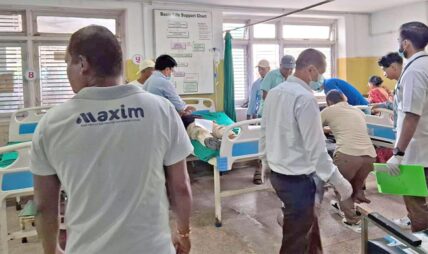 धनकुटामा पिकअप गाडी दुर्घटना, १७ जना घाइते