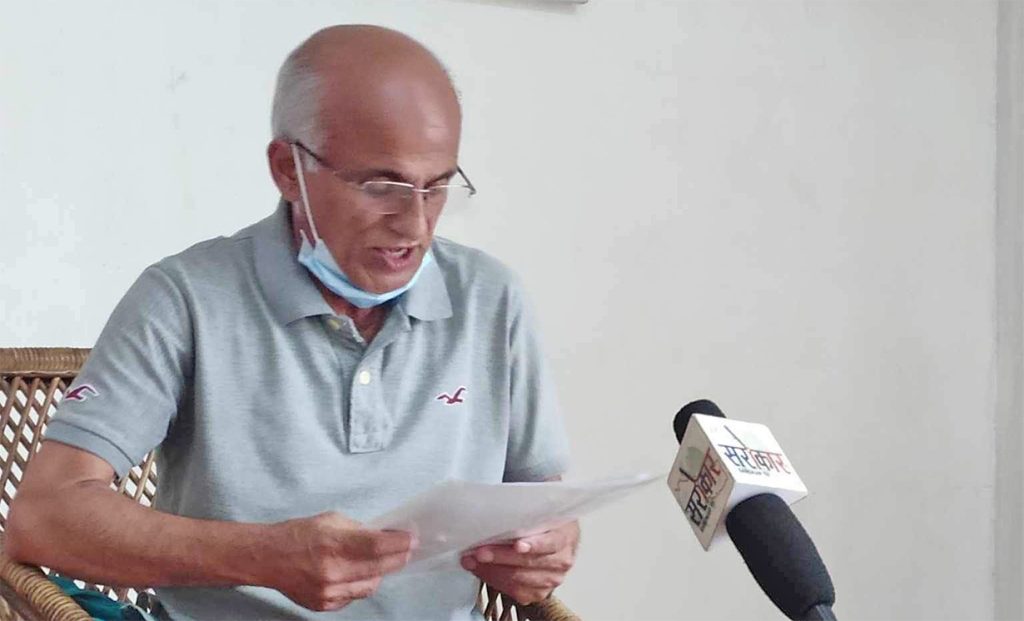 गेटा मेडिकल कलेजमा सत्याग्रह सुरु गर्दै डा. केसी गेटा मेडिकल कलेजमा सत्याग्रह सुरु गर्दै डा. केसी