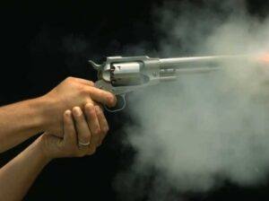 नेपालगञ्जमा गोली चलाएर प्रहरीले समात्यो खैरो हेरोइन कारोबारी