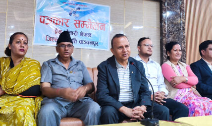 उपयुक्त वातावरण बनेपछि संविधान संशोधनको प्रक्रिया अघि बढ्छः एमाले महासचिव पोखरेल