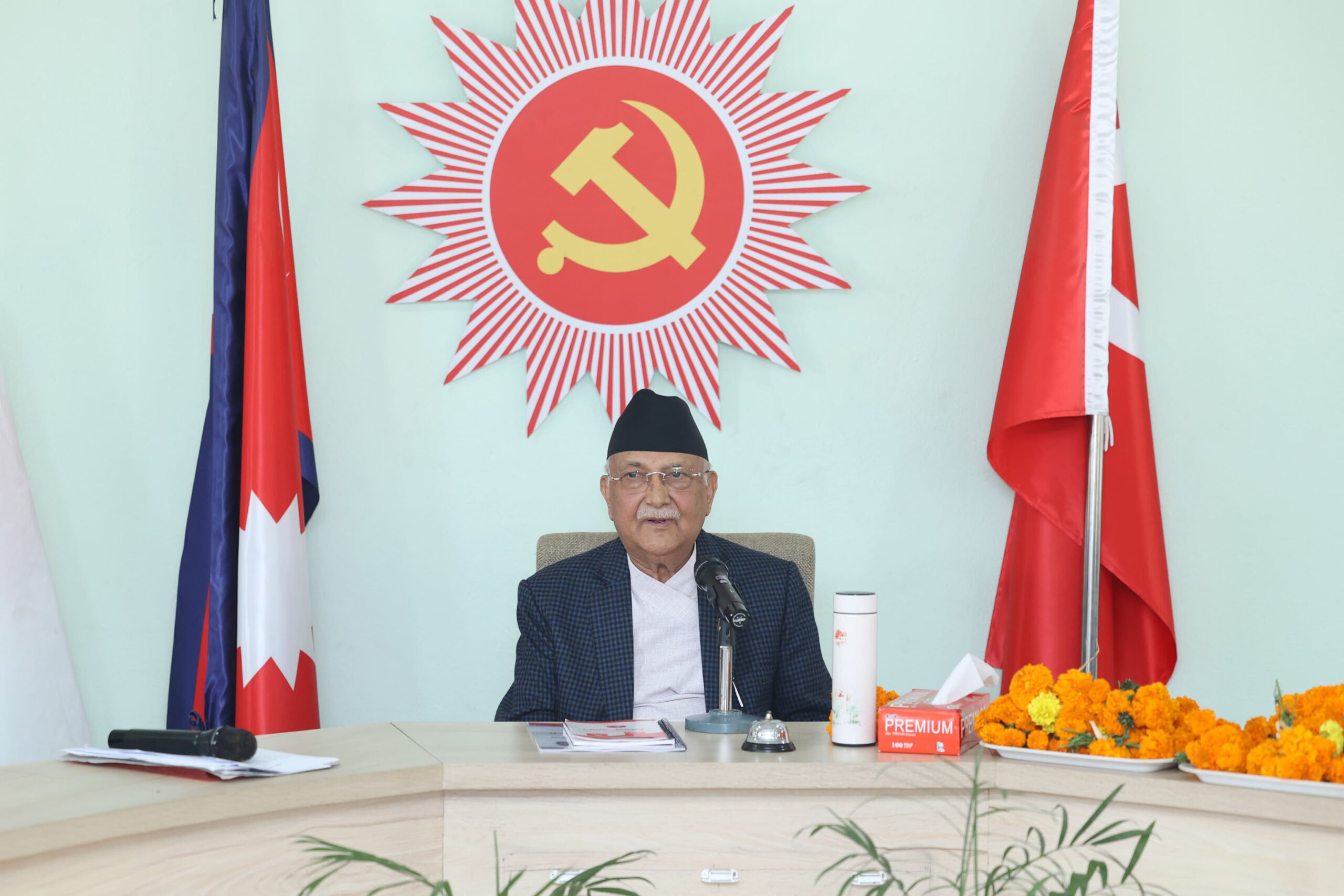 पार्टी सम्बद्ध प्रतिष्ठान र फाउन्डेशन पार्टी विपरीत प्रयोग हुनुु हुँदैनः अध्यक्ष ओली