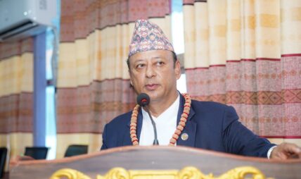 जलविद्युतको विकास गर्न जनशक्तिलाई सीपयुक्त बनाउनुपर्छ : मन्त्री खड्का