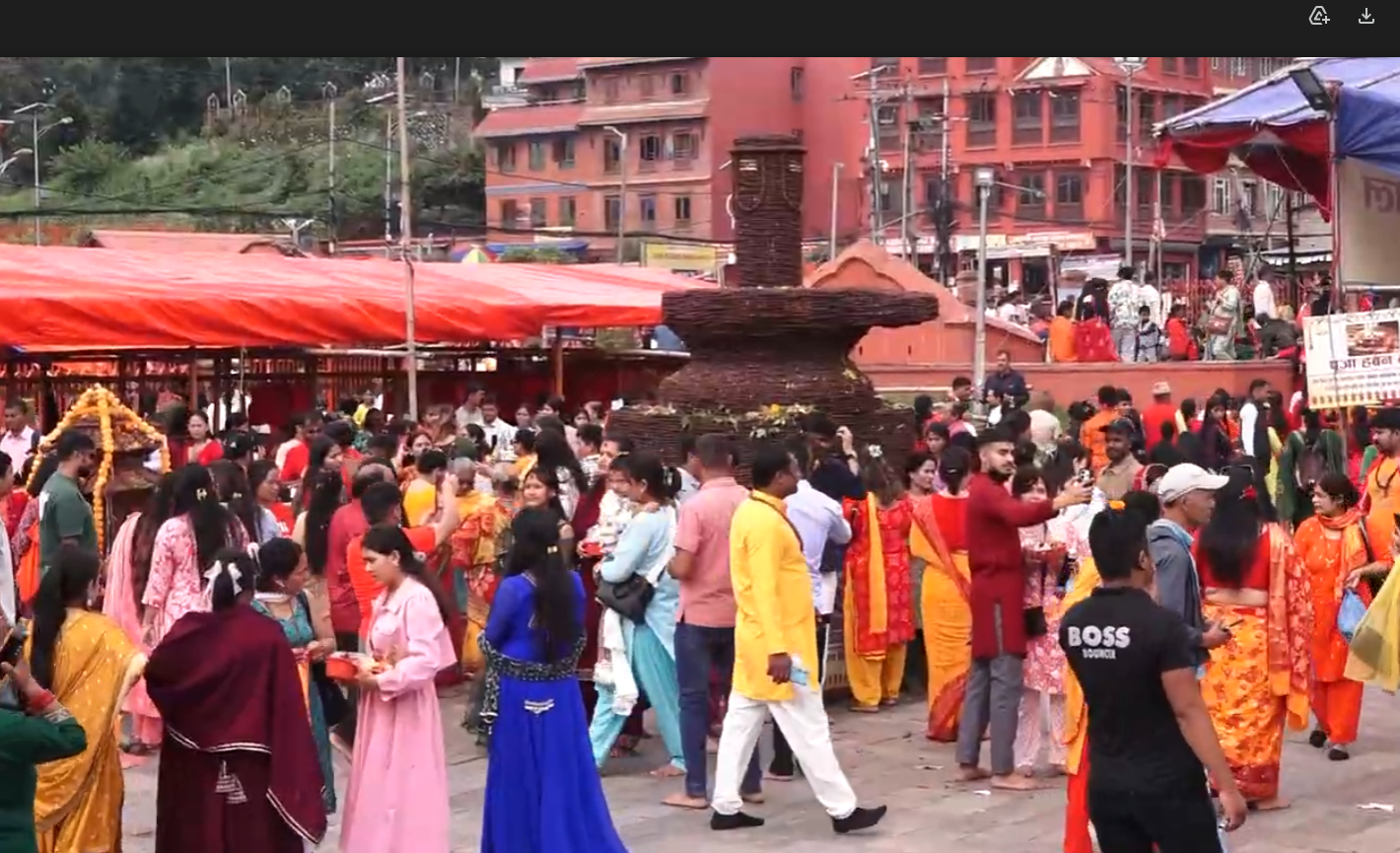 साउने तेस्रो सोमबारस् पशुपतिनाथ र अन्य शिवालयहरूमा भक्तजनको घुइँचो, महिलाहरूको विशेष सहभागिता