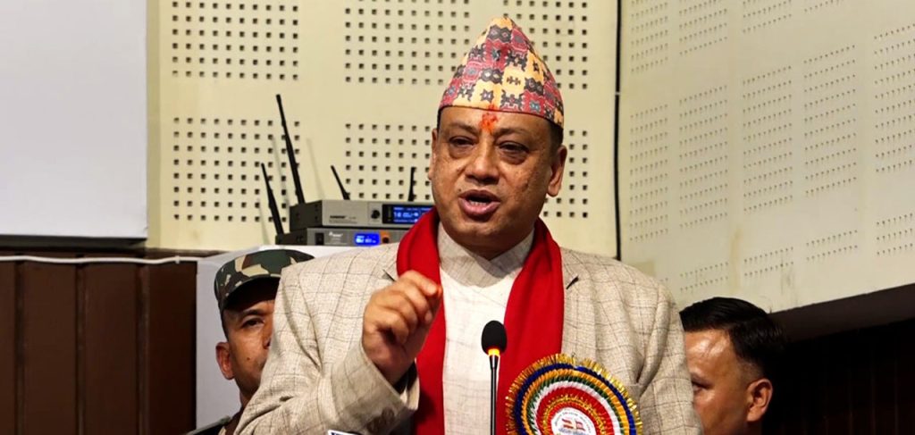 बागमतीका नव नियुक्त मुख्यमन्त्री बानियाँले विश्वासको मत लिँदै बागमतीका नव नियुक्त मुख्यमन्त्री बानियाँले विश्वासको मत लिँदै