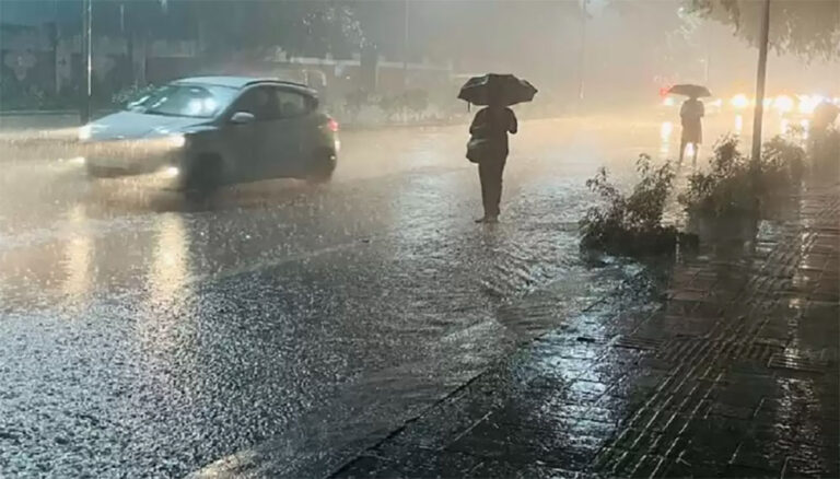 आज यी पाँच प्रदेशमा भारी वर्षाको सम्भावना