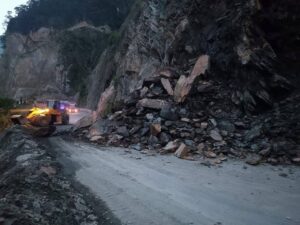 नारायणगढ-मुग्लिन सडकखण्ड खुल्यो