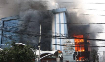 चुच्चेपाटीको भाटभटेनी सुपरमार्केटभित्र ६ शव फेला