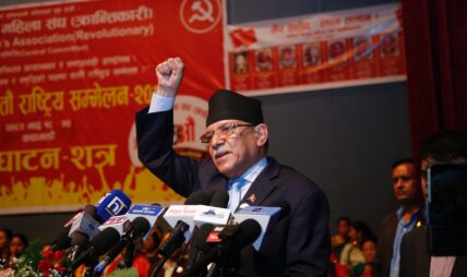 जनयुद्धमा महिलाको सहभागिताबाट मात्रै ३३ प्रतिशत अधिकार स्थापित : अध्यक्ष दाहाल