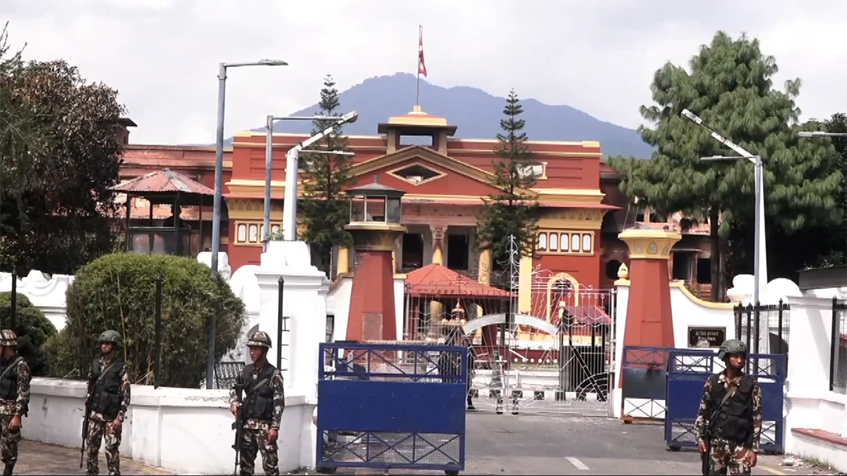 राष्ट्रपतिले प्रधानसेनापतिसित गरे छलफल