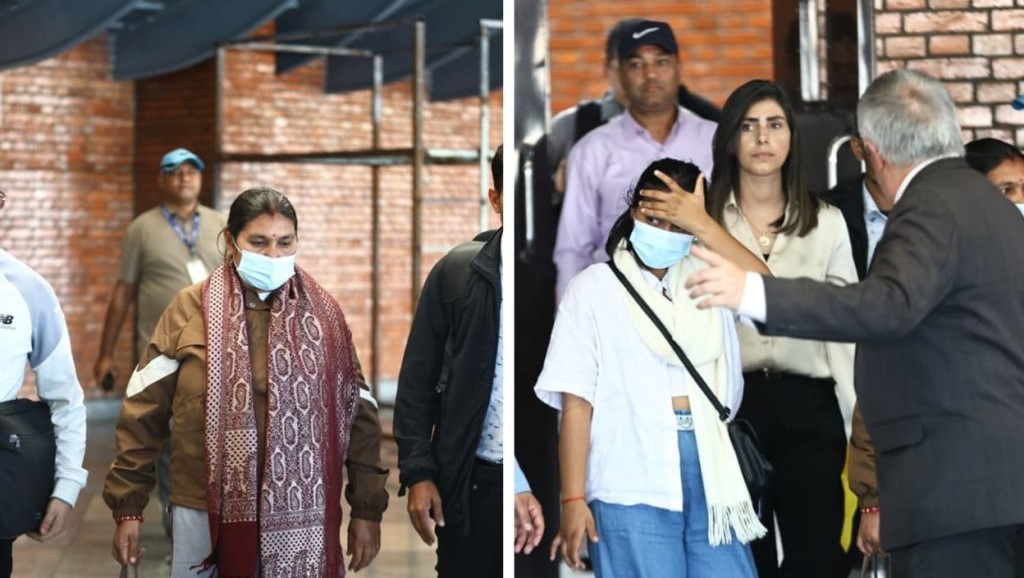 विपिन जोशीका आमा र बहिनी काठमाडौं फर्किए