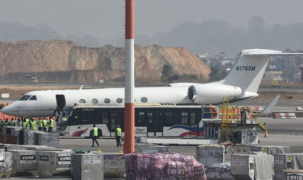 अमेरिकाले एकैदिन ९१ नेपालीलाई गर्‍यो डिपोर्ट, चार्टर विमानमार्फत नेपाल आइपुगे