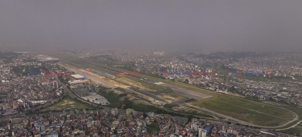 धावनमार्ग पुगिसकेको टर्किस एयरलाइन्सको जहाज आकस्मिक रोकेर पार्किङमा फर्काइयो