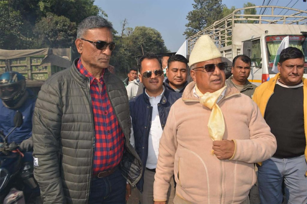 रास्वपा छाडेका पूर्वडीआईजी रमेश खरेल कांग्रेसको चुनावी कार्यक्रममा