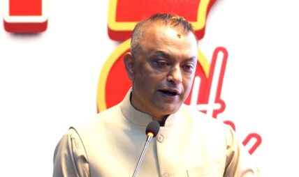 अमरेशलाई बधाई दिँदै गगनले भने- मैले यस क्षेत्रमा देखेका समस्या सम्बोधन गर्न निरन्तर काम गरिरहने छु