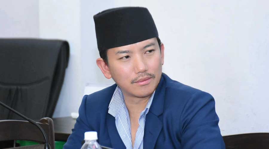 इलाम २ मा एमालेका सुहाङको अग्रता