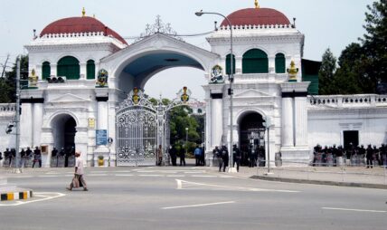 गृहमन्त्रीको राजीनामा माग्ने ४ जना सिंहदरबारबाट पक्राउ