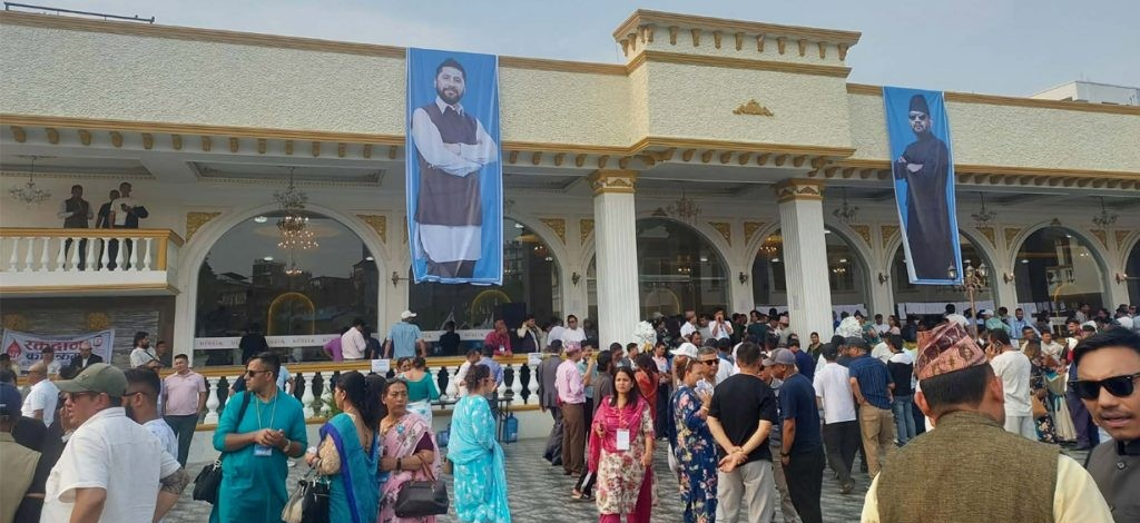 नेतृत्व चयन ढिलो भएपछि हेटौंडाबाट फर्कन थाले रास्वपाका प्रतिनिधि