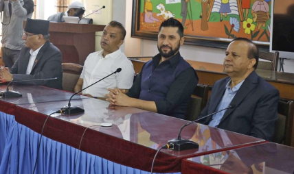 प्रधानमन्त्री र गृहमन्त्रीले काम गरिराख्नुभएको छ, अहिले चर्का कुरा गर्ने समय होइन : रवि लामिछाने