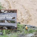 कर्णालीमा खस्यो बस, भिरमा अड्किएको एउटा शव निकालिँदै कर्णालीमा खस्यो बस, भिरमा अड्किएको एउटा शव निकालिँदै
