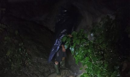 खोटाङमा खहरे खोलाको बाढीले बगाउँदा २ जनाको मृत्यु
