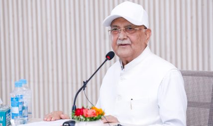 ओलीले भने- सडक र संसद् संघर्षको मोर्चा उठाउँछौं, धक्काबाट उठ्छौं