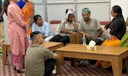 गरिमाका बुबा-आमासँग सहमति : कानुन संशोधनको सुझाव दिन कार्यदल, सिमरामा सालिक गरिमाका बुबा-आमासँग सहमति : कानुन संशोधनको सुझाव दिन कार्यदल, सिमरामा सालिक