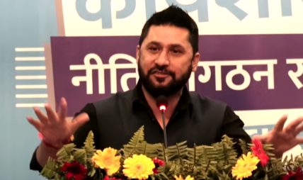 किस्तीमा आएको प्रधानमन्त्री पदलाई हाँसीहाँसी नमस्कार गरेको हुँ : रवि लामिछाने