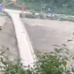 बाढीले फुर्के खोला पुल बगायो