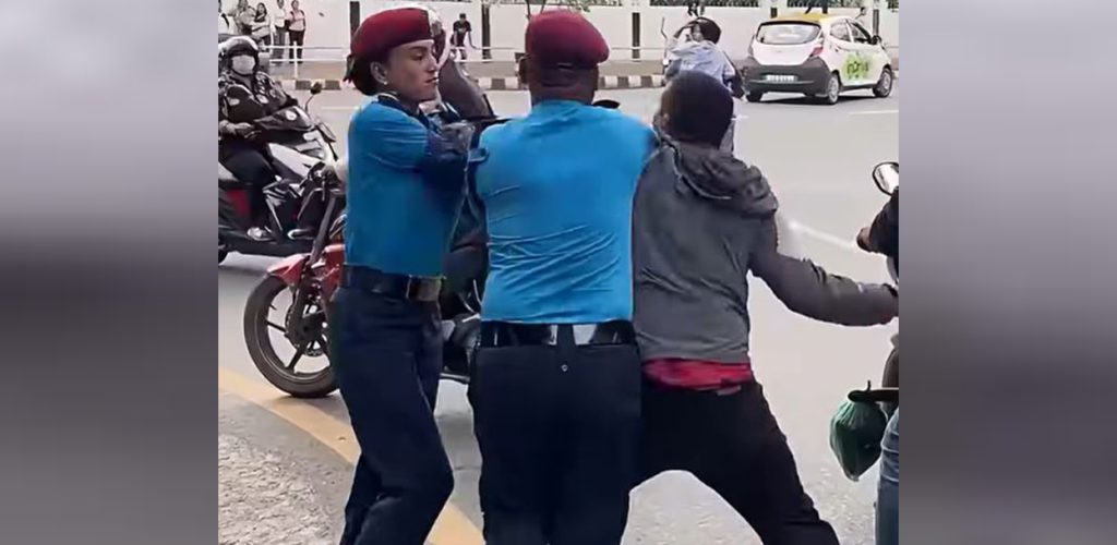 बानेश्वर चोकमा महिला प्रहरीमाथि कुटपिट बानेश्वर चोकमा महिला प्रहरीमाथि कुटपिट