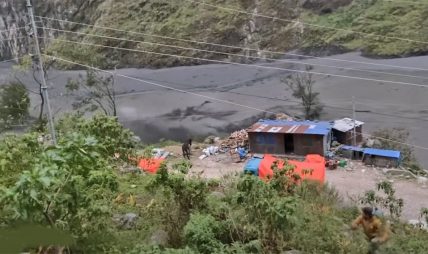 बूढीगण्डकी बाढीका कारण जोखिममा परेका ६ जनाको हवाई उद्धार